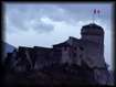 Le  chateau vu de la route de Pau